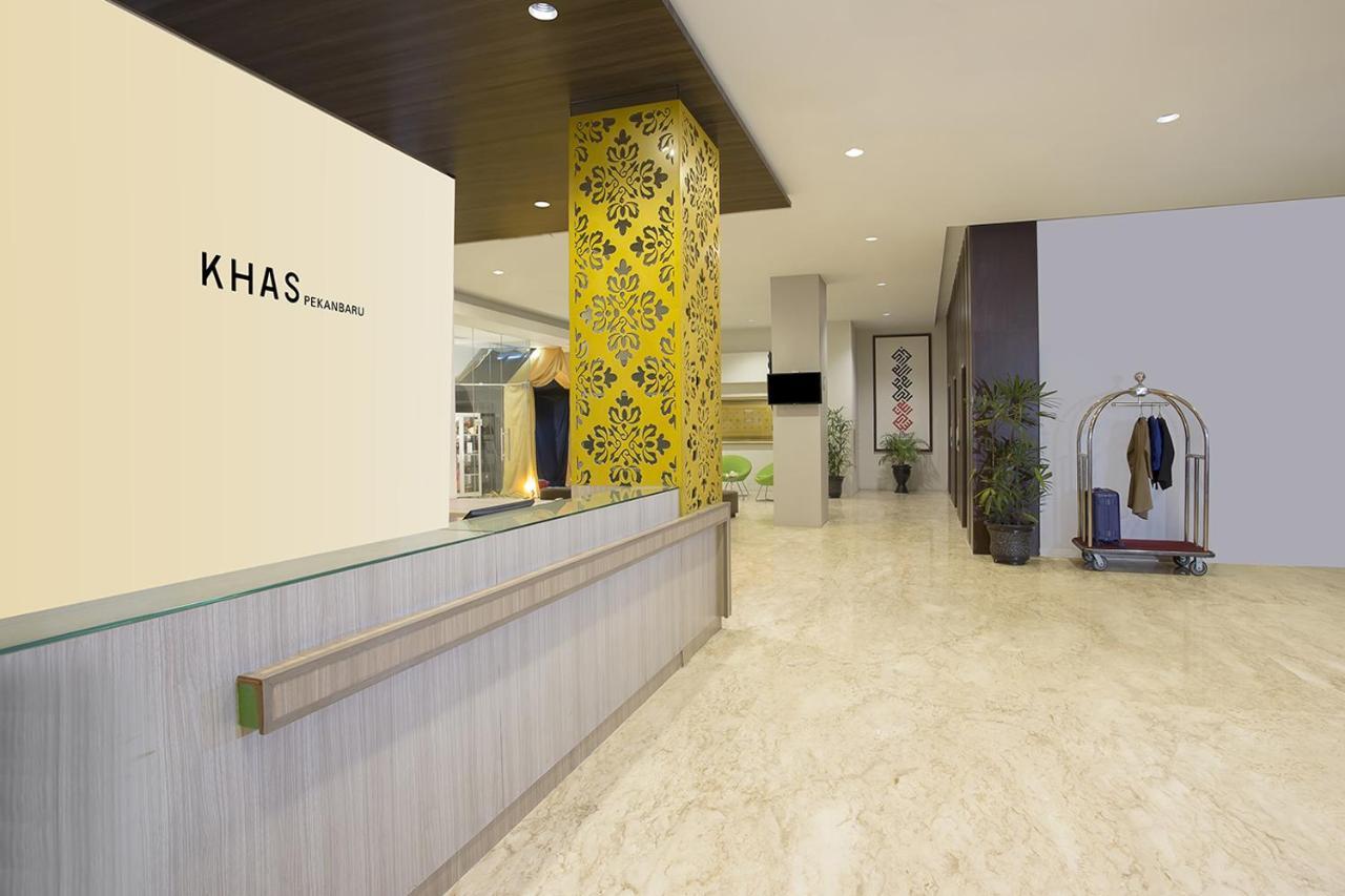 Khas Pekanbaru Hotel Exteriör bild