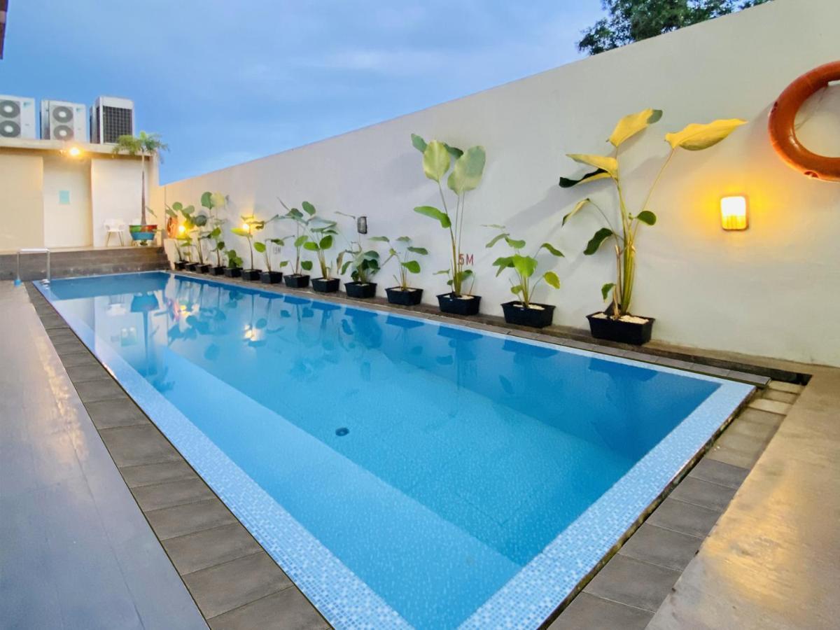 Khas Pekanbaru Hotel Exteriör bild