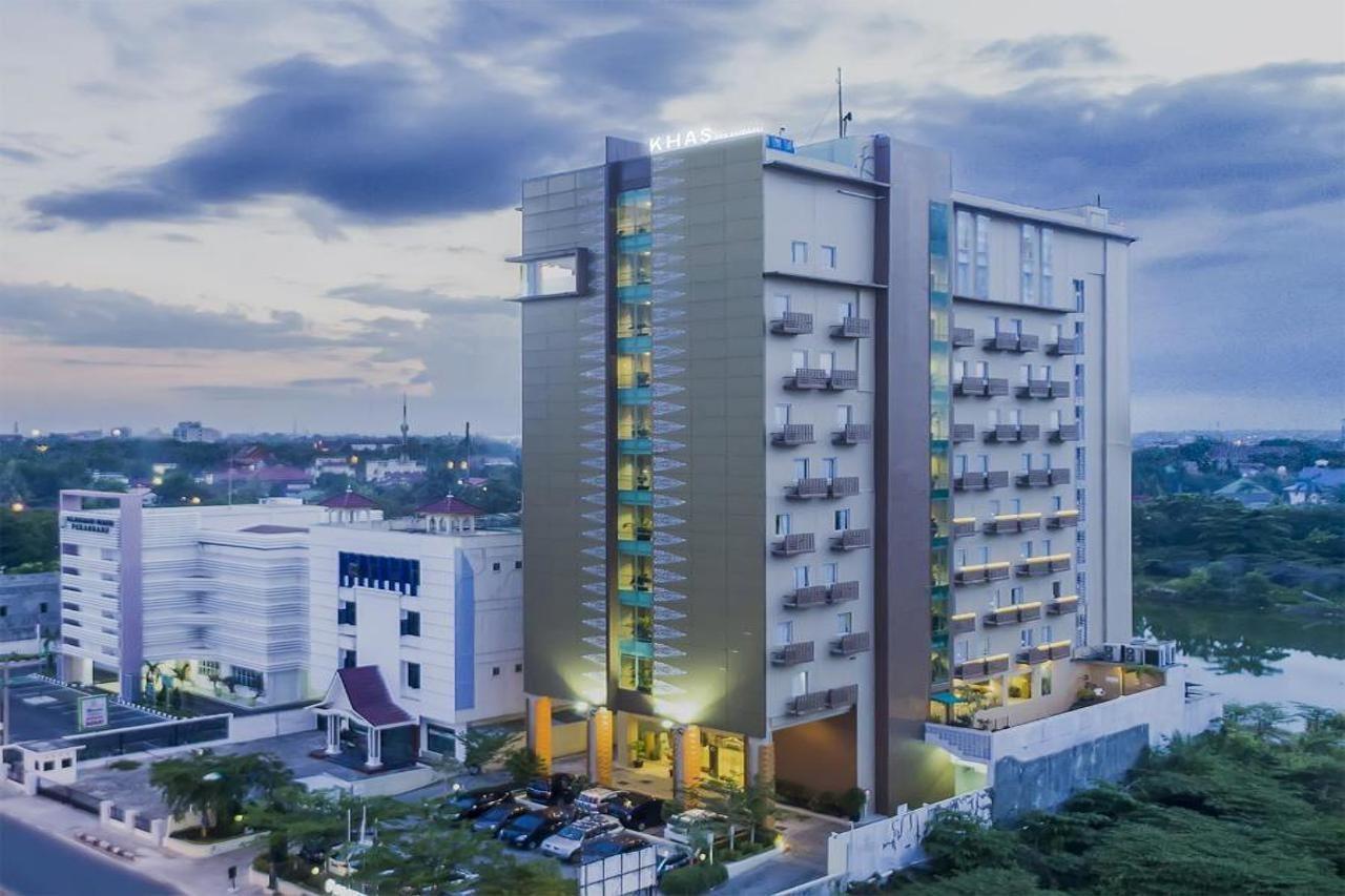 Khas Pekanbaru Hotel Exteriör bild